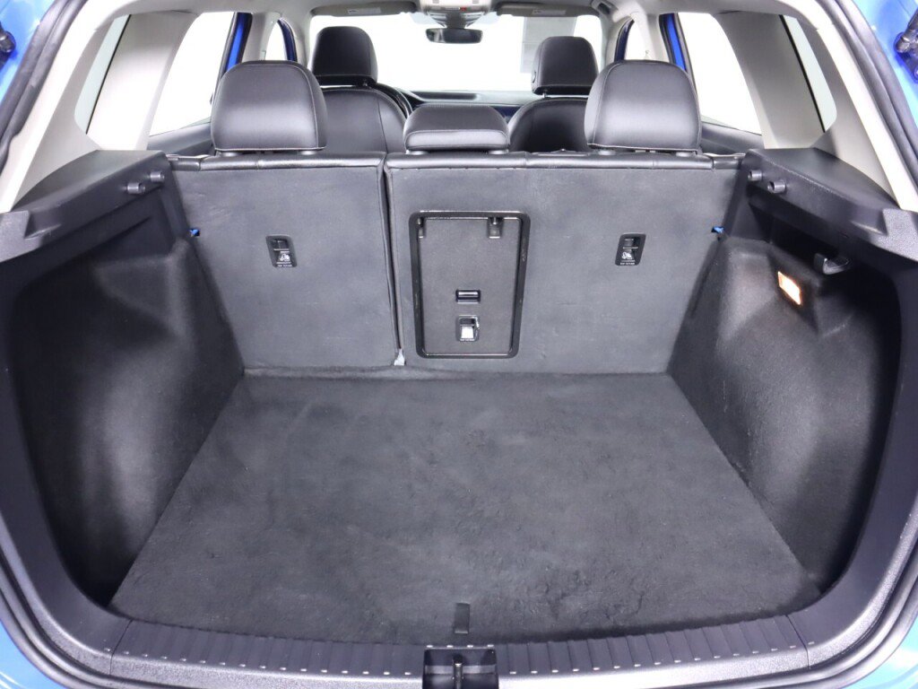 Used 2023 Volkswagen Taos SE w/ Panoramic Sunroof Package AWD/4WD image 37