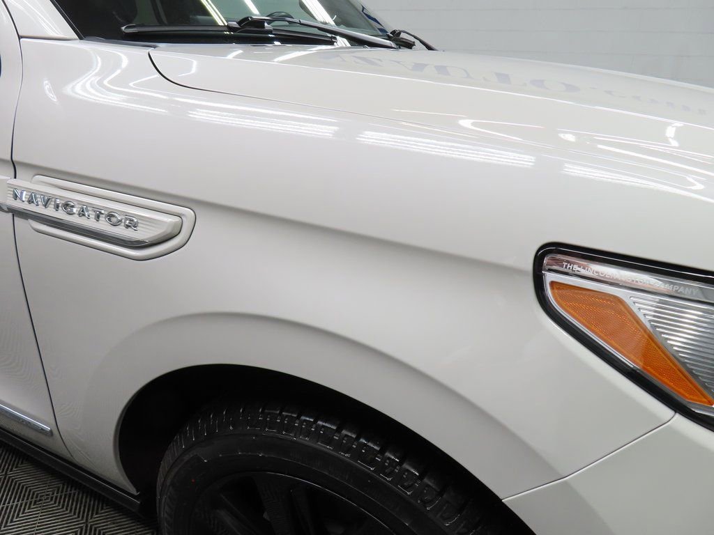 Used 2024 Lincoln Navigator Reserve w/ Equipment Group 201A image 38