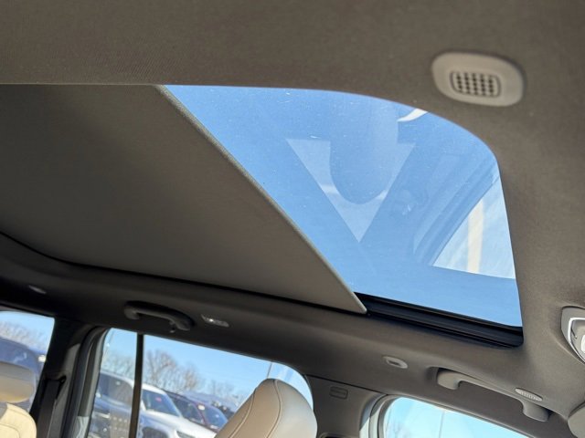 New 2026 Jeep Grand Cherokee Limited image 33