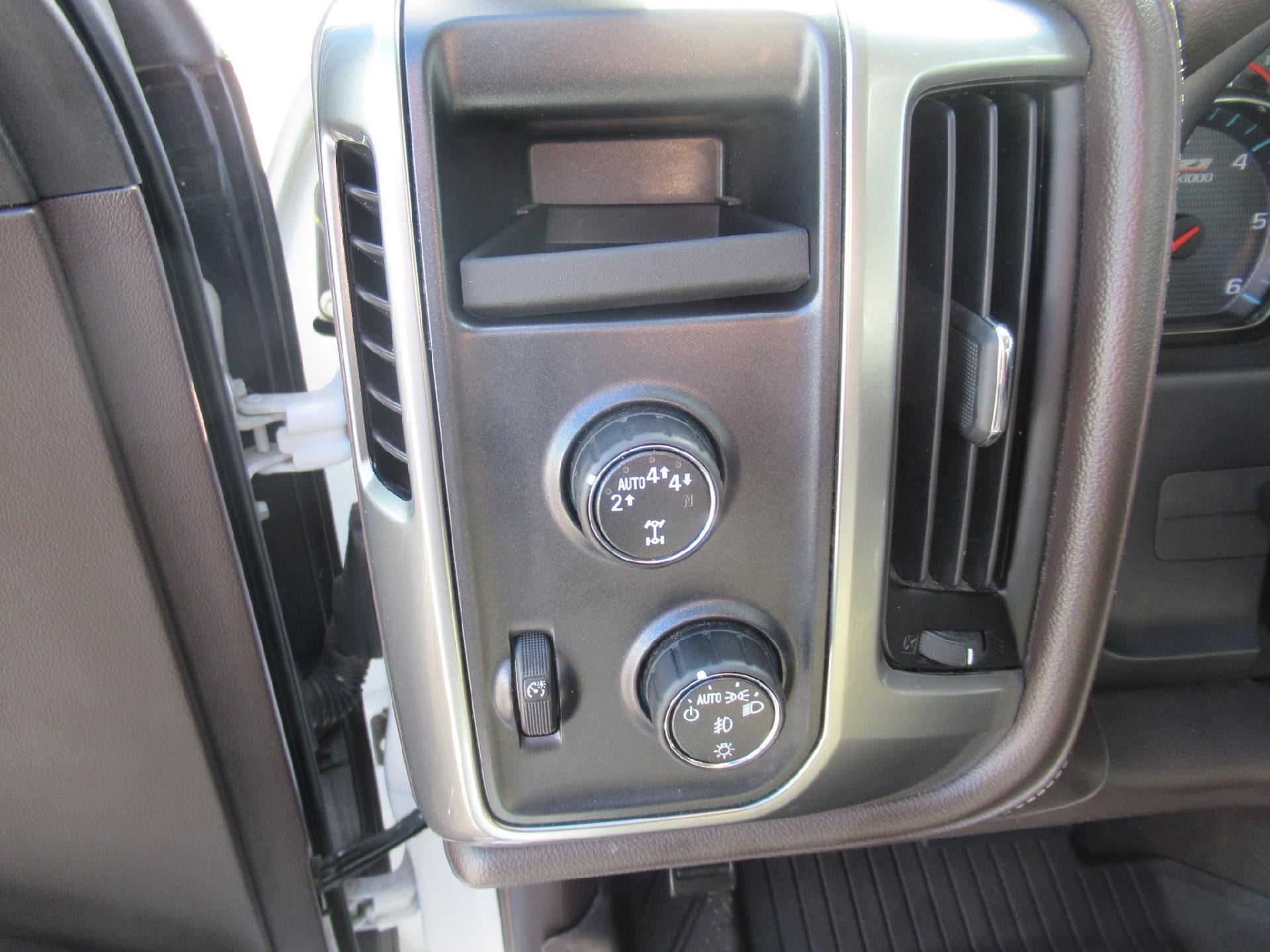 Certified 2017 Chevrolet Silverado 1500 LTZ Z71 w/ LTZ Plus Package AWD/4WD image 10