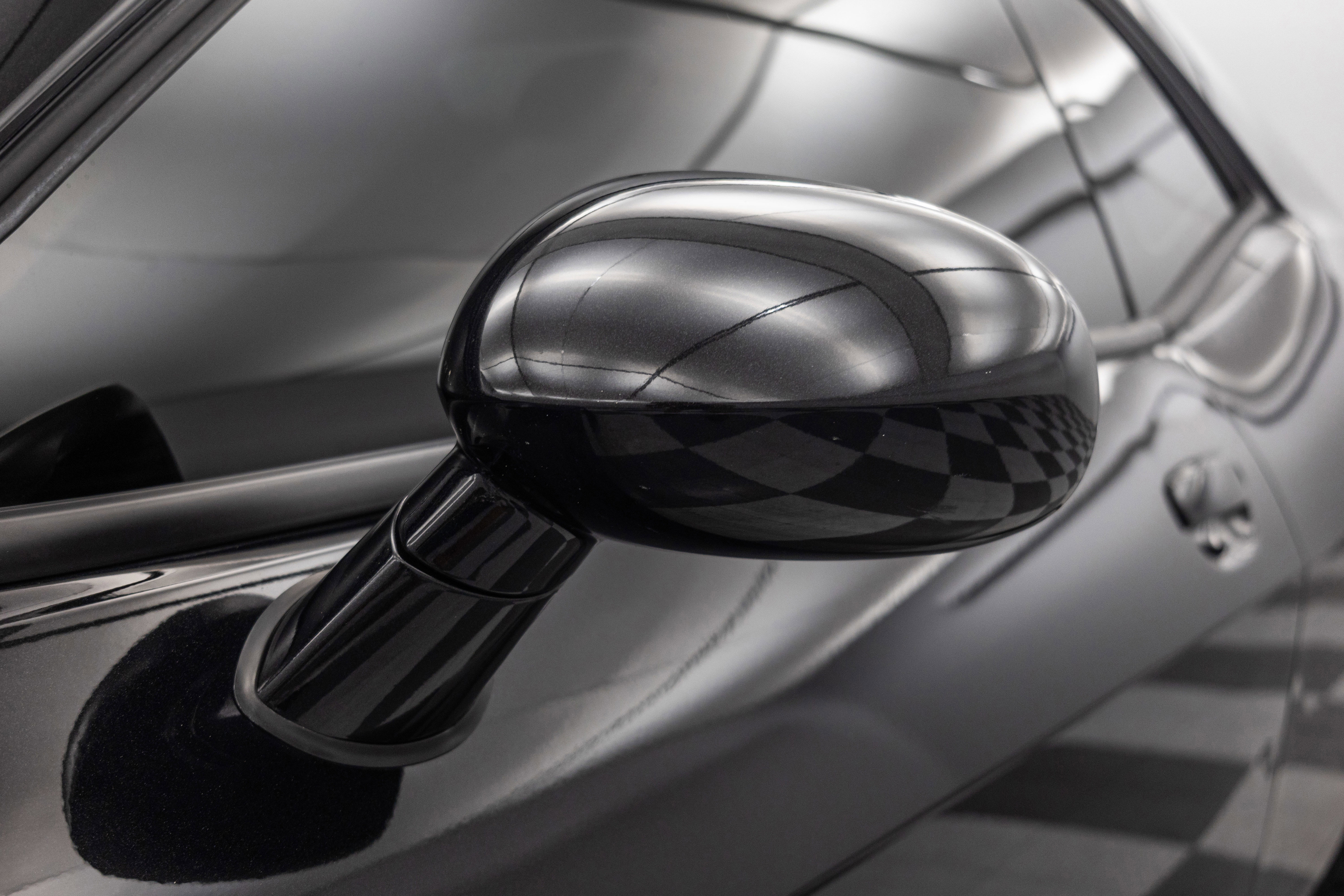 Used 2015 Dodge Challenger SRT Hellcat image 22