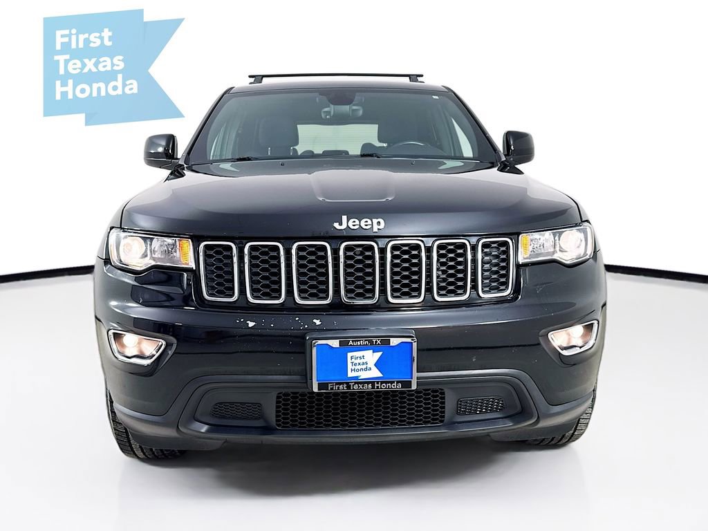 Used 2017 Jeep Grand Cherokee Laredo w/ Quick Order Package 2BE RWD image 2