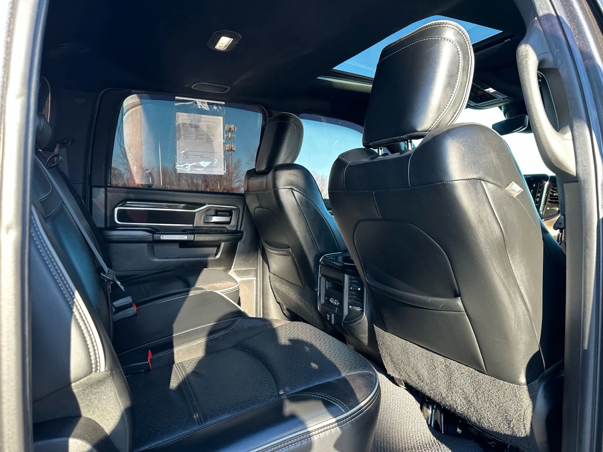 Used 2019 RAM 2500 Laramie image 28