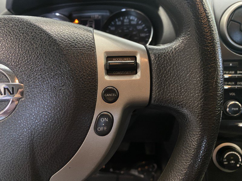Used 2013 Nissan Rogue SV AWD/4WD image 33