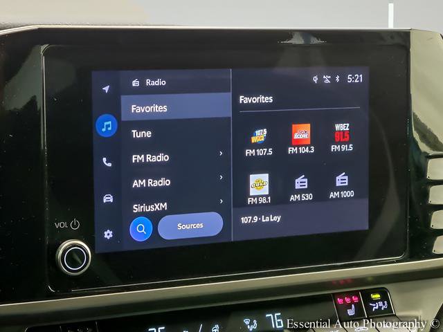 Certified 2025 Toyota Camry SE image 18