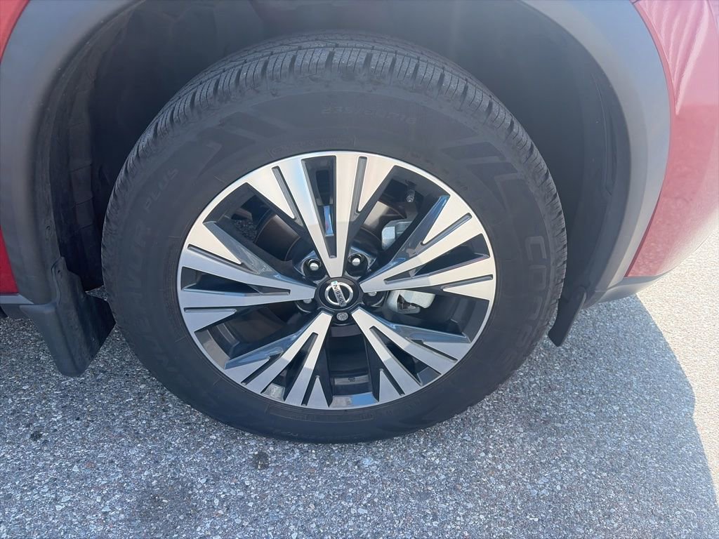 Used 2021 Nissan Rogue SV image 9