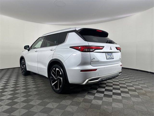 Used 2022 Mitsubishi Outlander SEL image 9