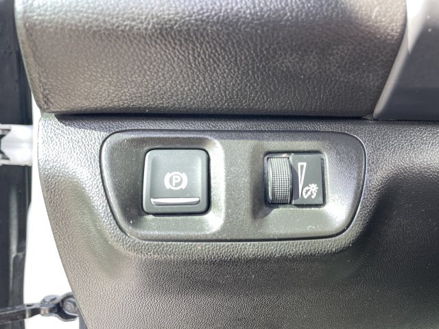 Used 2020 GMC Acadia SLT FWD image 35