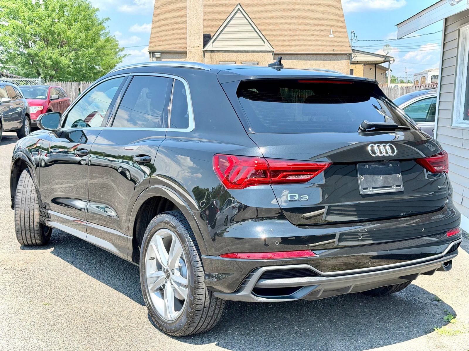 Used 2023 Audi Q3 2.0T Premium Plus AWD/4WD image 5