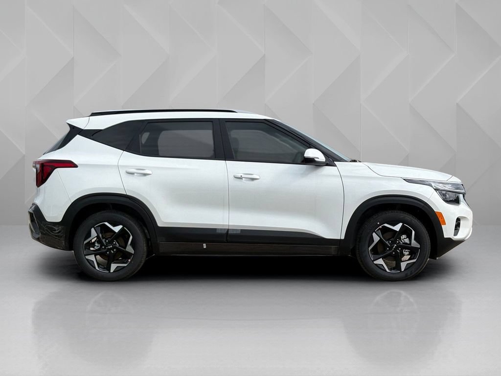 New 2026 Kia Seltos S FWD image 4