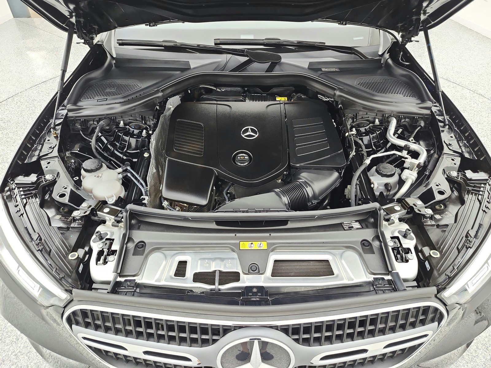 Used 2023 Mercedes-Benz GLC 300 4MATIC image 16