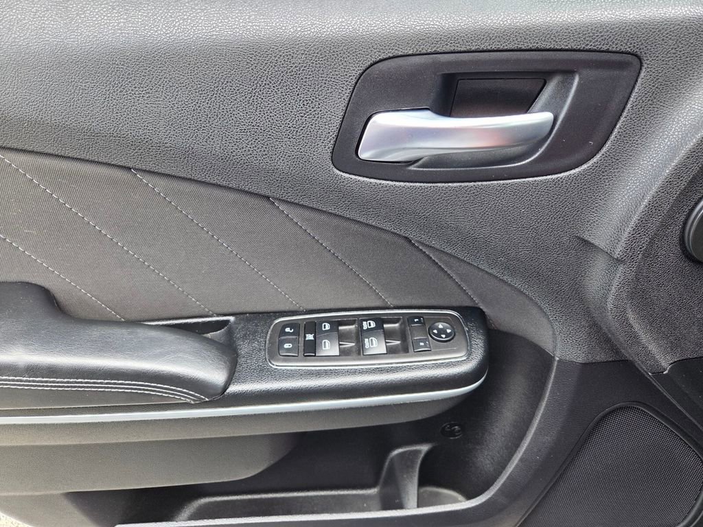 Certified 2023 Dodge Charger SXT RWD image 19
