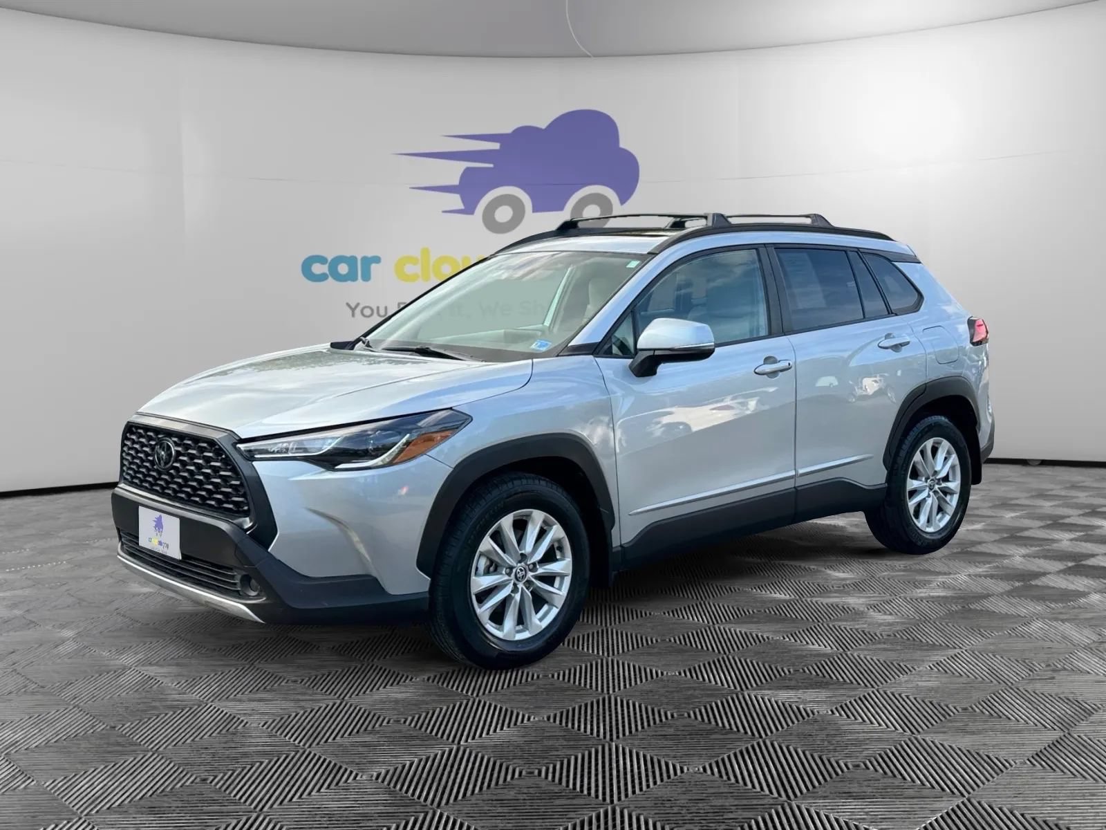 Used 2022 Toyota Corolla Cross LE w/ Moonroof Package AWD/4WD image 1