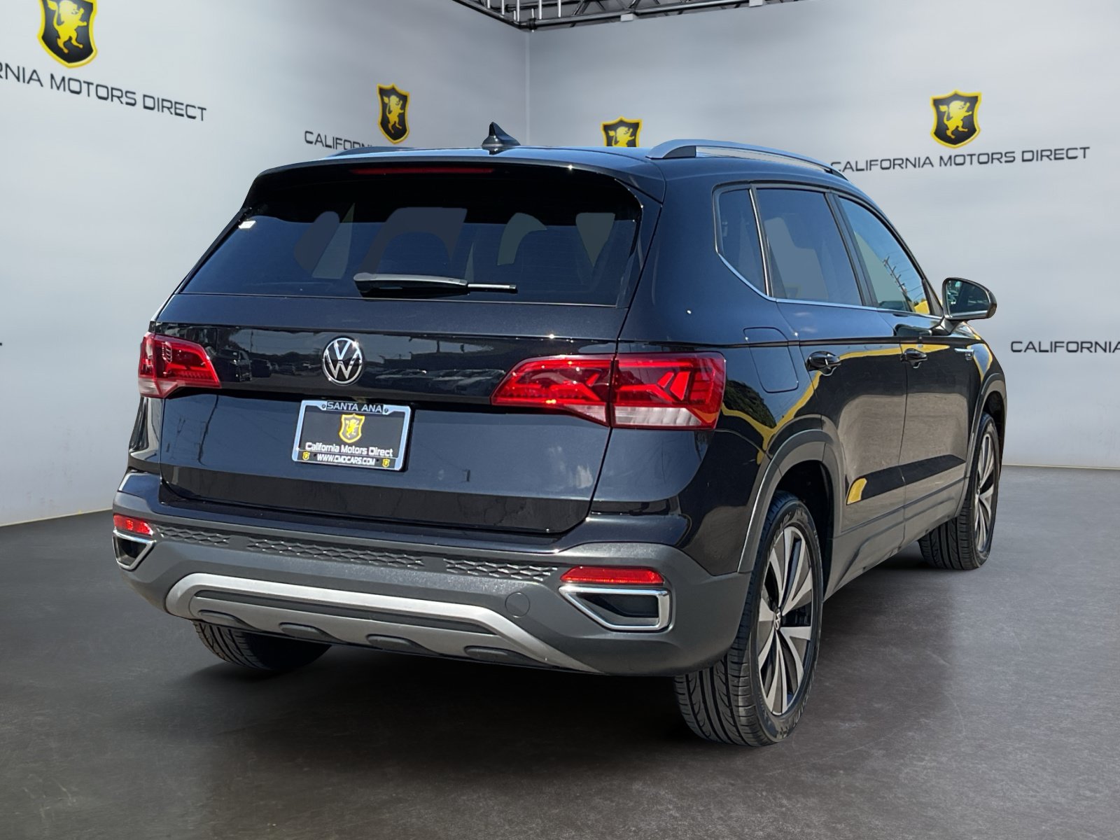 Used 2022 Volkswagen Taos SE FWD image 5