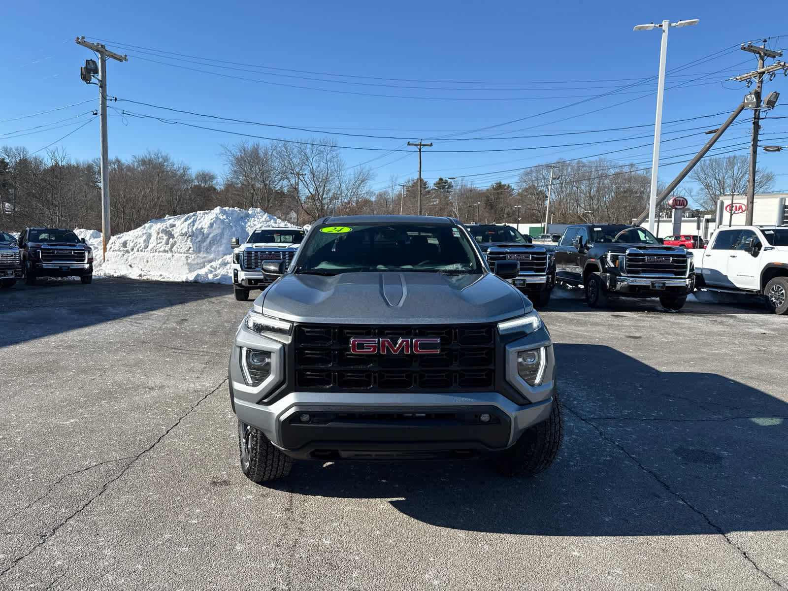 Used 2024 GMC Canyon Elevation w/ Elevation Premium Package image 2