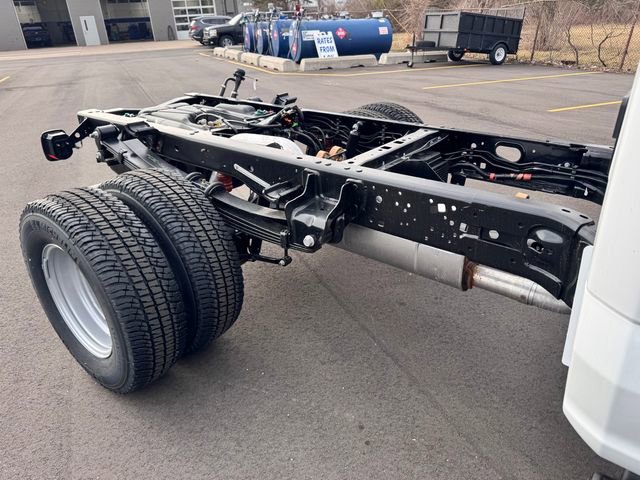 New 2025 Ford F350 XL w/ XL Chrome Package image 12