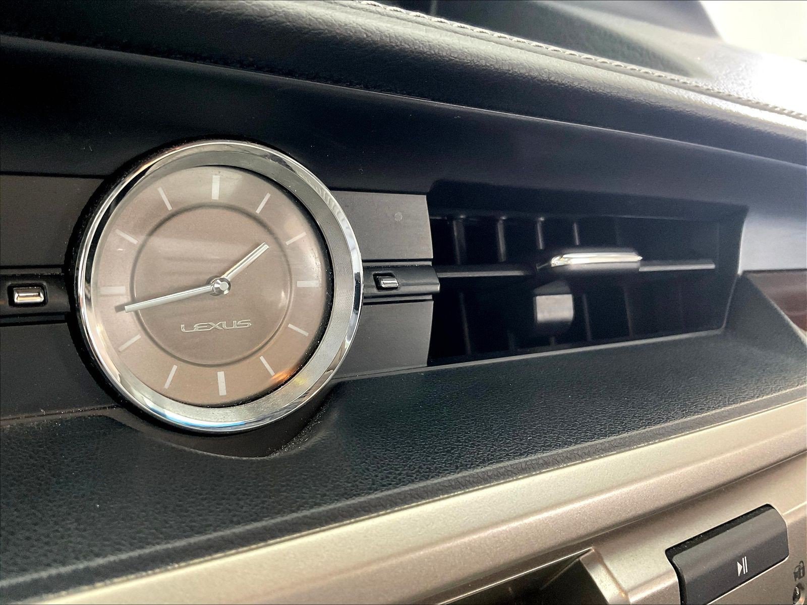 Used 2015 Lexus ES 350 FWD image 37