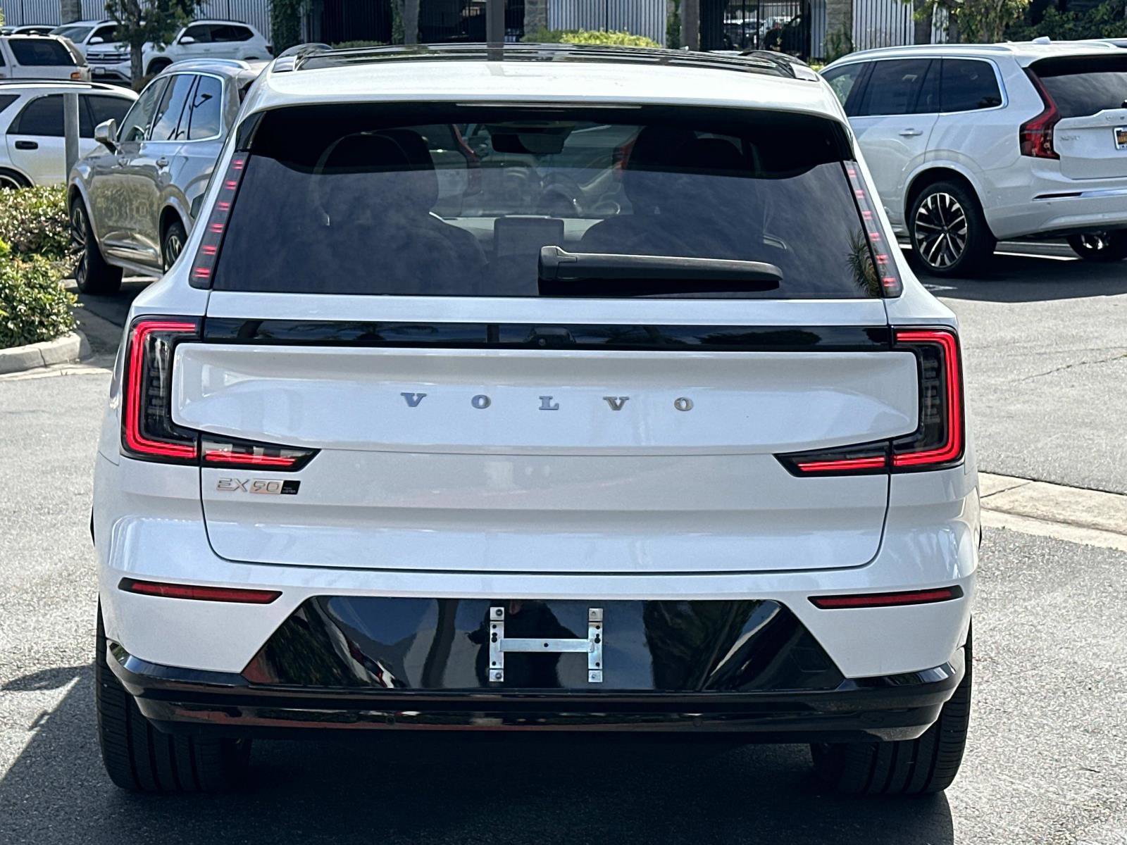 Certified 2025 Volvo EX90 Ultra image 5