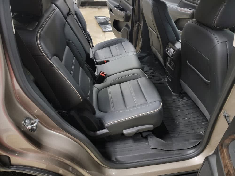 Certified 2023 GMC Acadia Denali w/ Denali Technology Package image 11