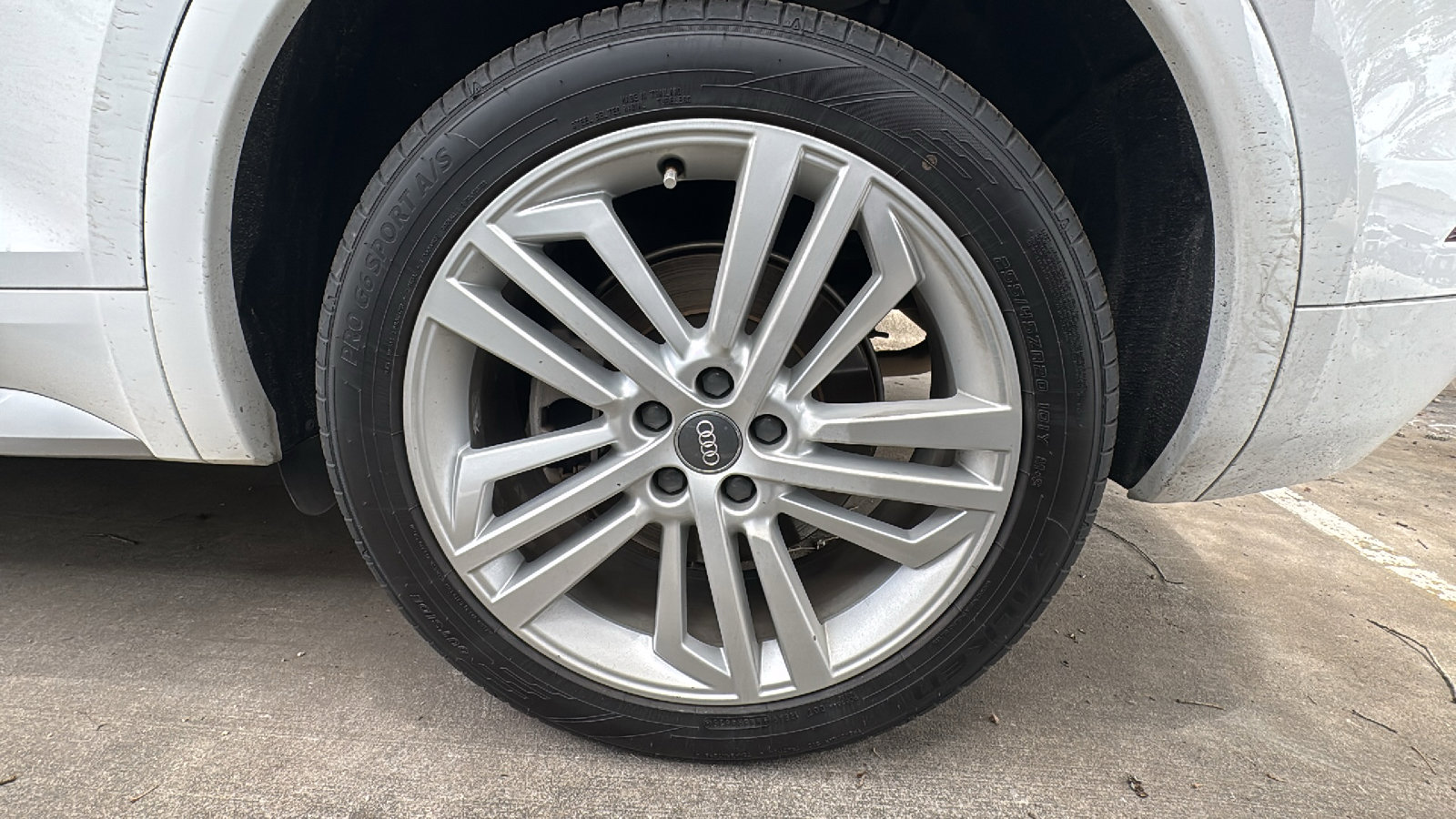 Used 2018 Audi Q5 2.0T Premium Plus w/ Premium Plus Package AWD/4WD image 19