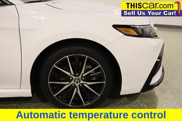 Used 2023 Toyota Camry SE FWD image 10