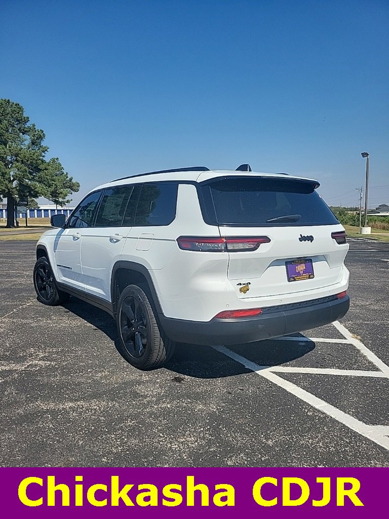 New 2025 Jeep Grand Cherokee L Altitude image 5