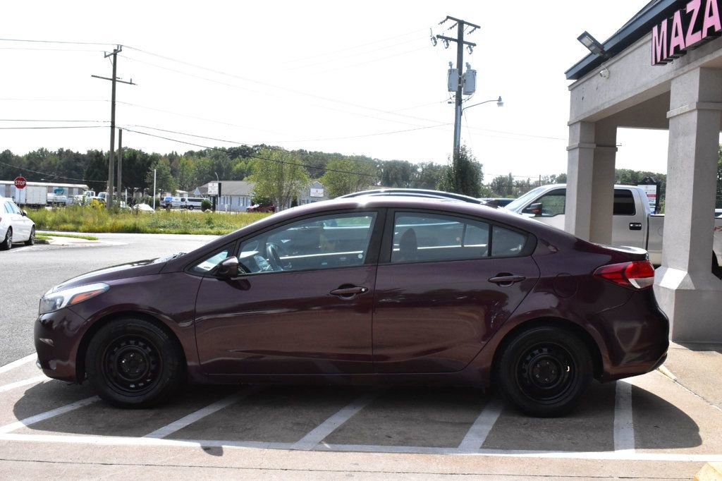 Used 2018 Kia Forte LX image 5
