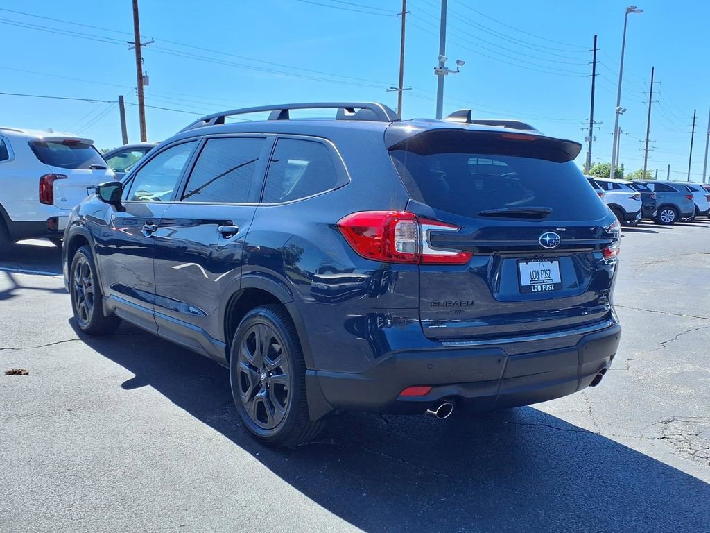 Used 2024 Subaru Ascent Onyx Edition AWD/4WD image 2