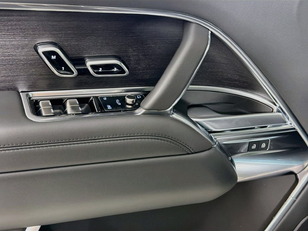 New 2027 Land Rover Range Rover SE AWD/4WD image 18