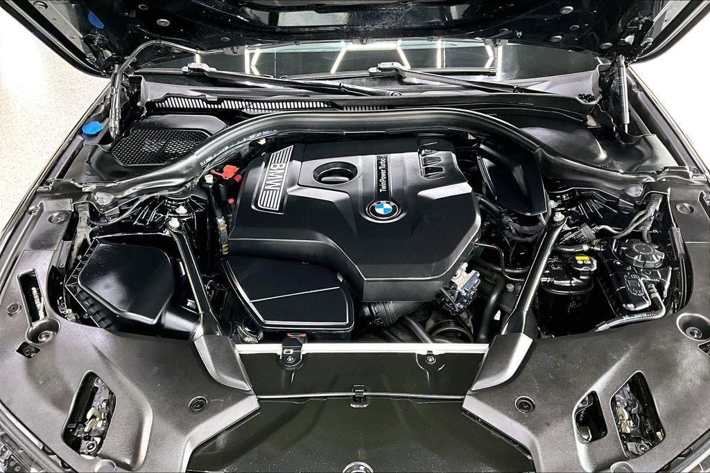 Used 2018 BMW 530i xDrive AWD/4WD image 31