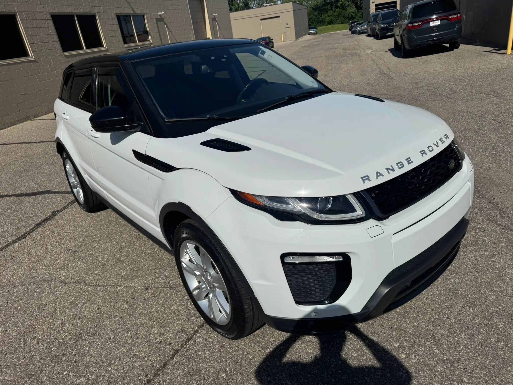 Used 2016 Land Rover Range Rover Evoque HSE Dynamic AWD/4WD image 13