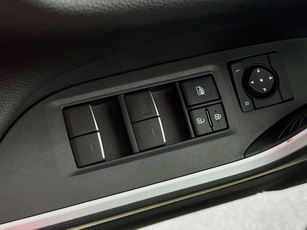 Certified 2024 Toyota RAV4 XSE w/ Weather Package AWD/4WD image 19