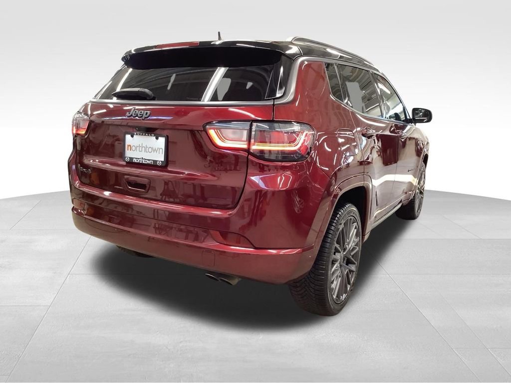 Used 2022 Jeep Compass High Altitude AWD/4WD image 23