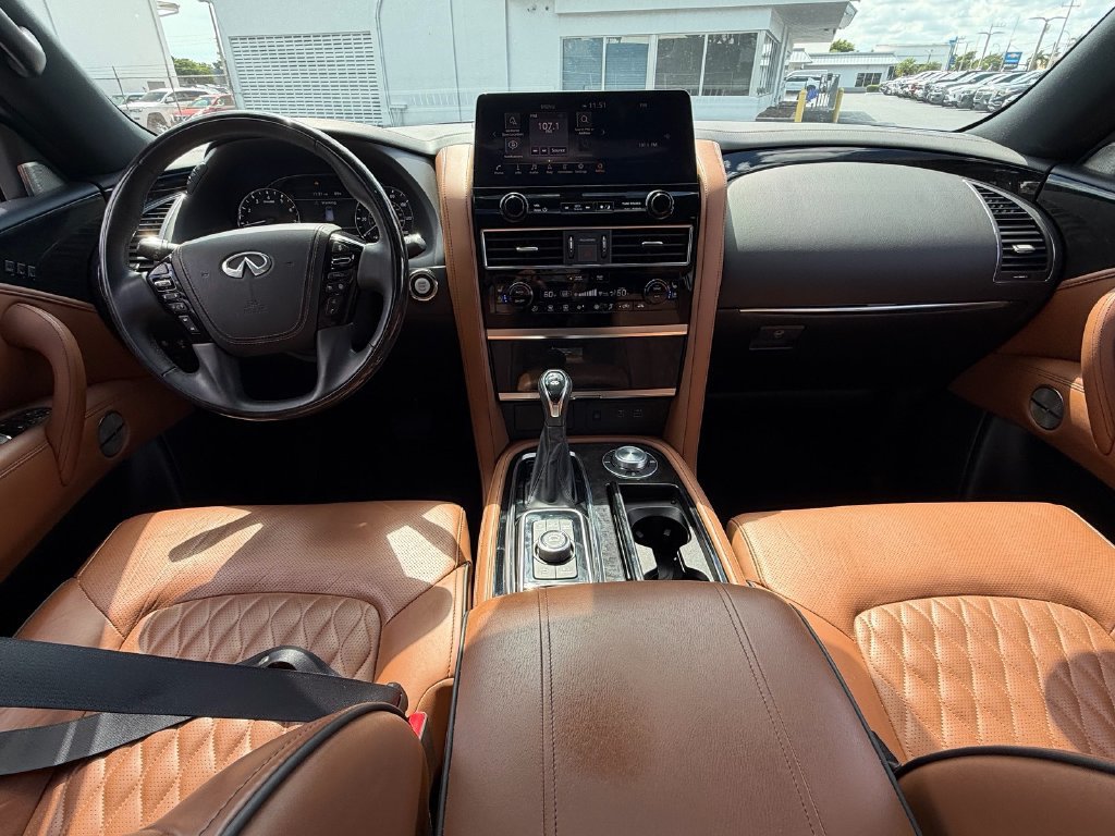 Used 2024 INFINITI QX80 Sensory AWD/4WD image 15