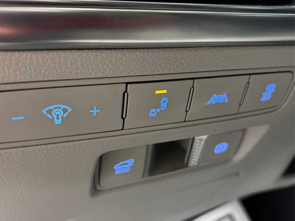 Used 2022 Hyundai Palisade Calligraphy image 42