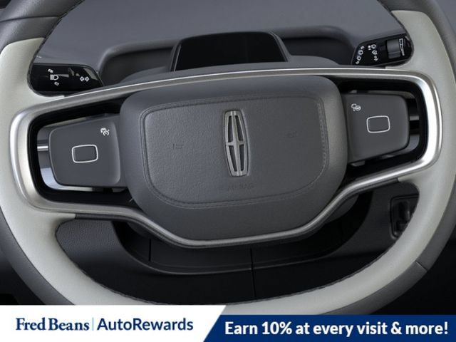 New 2026 Lincoln Navigator L Premier AWD/4WD image 16