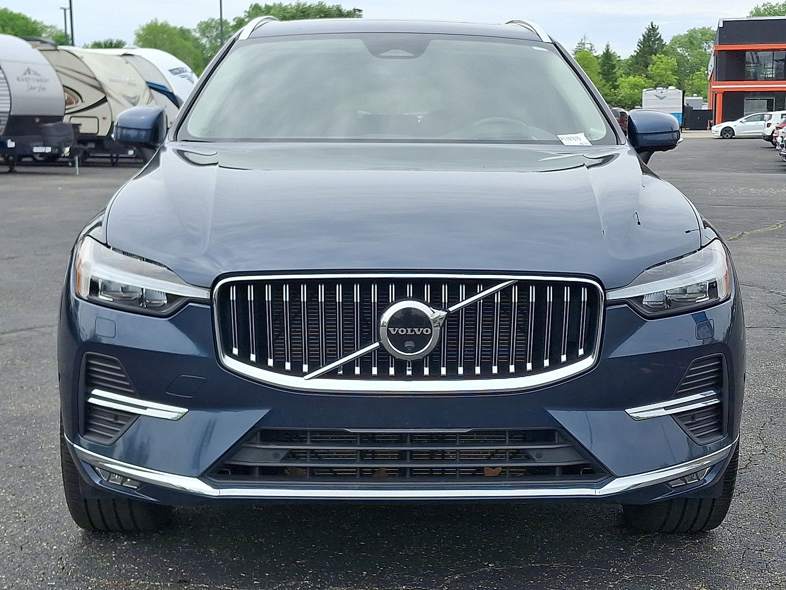 Used 2023 Volvo XC60 B6 Ultimate w/ Protection Package Premier AWD/4WD image 29