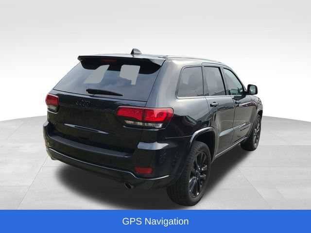 Used 2019 Jeep Grand Cherokee Altitude AWD/4WD image 2