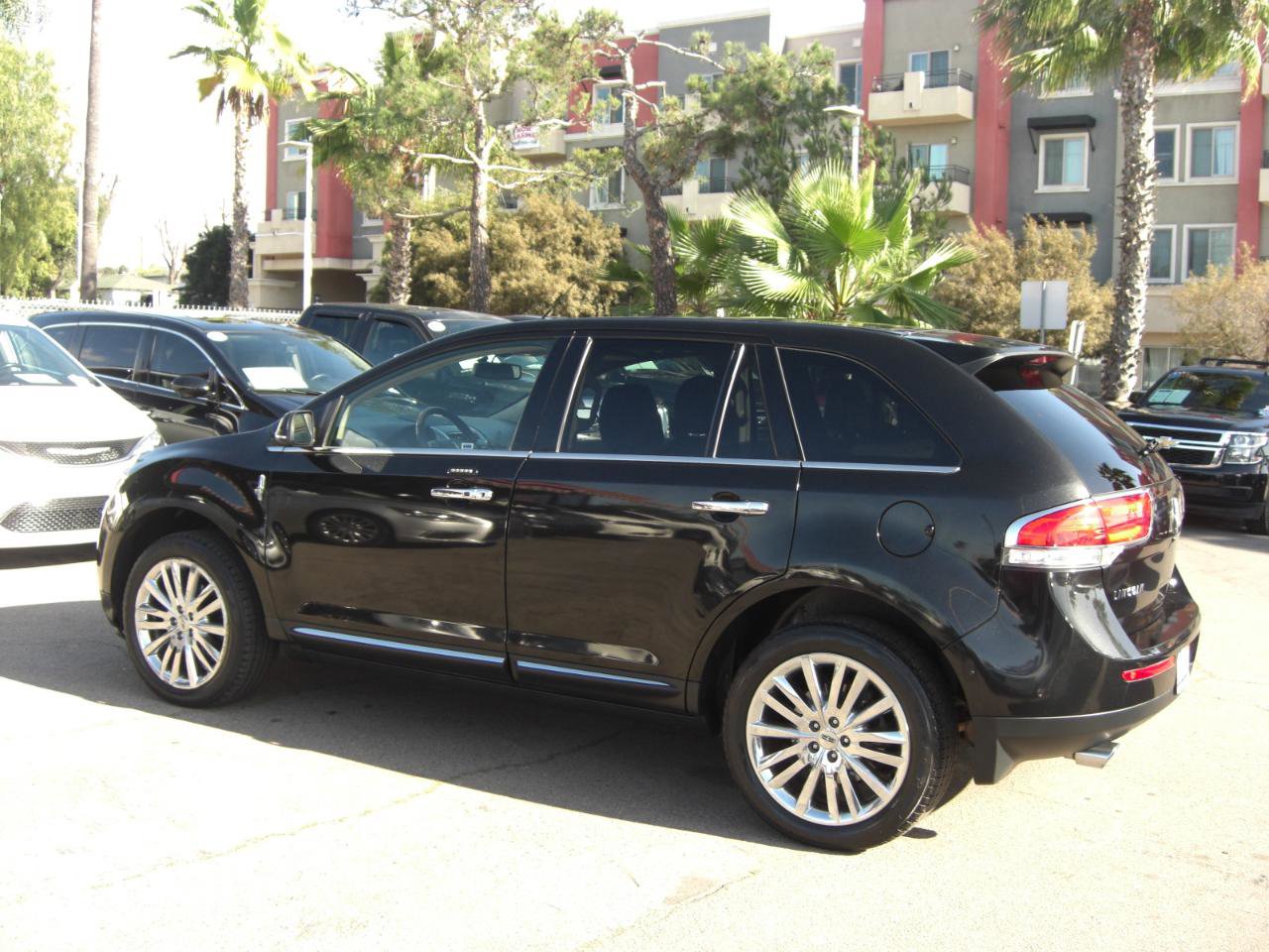 Used 2015 Lincoln MKX AWD 4dr w/ Equipment Group 102A image 11
