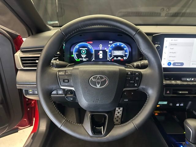 Used 2025 Toyota Camry XSE FWD image 25