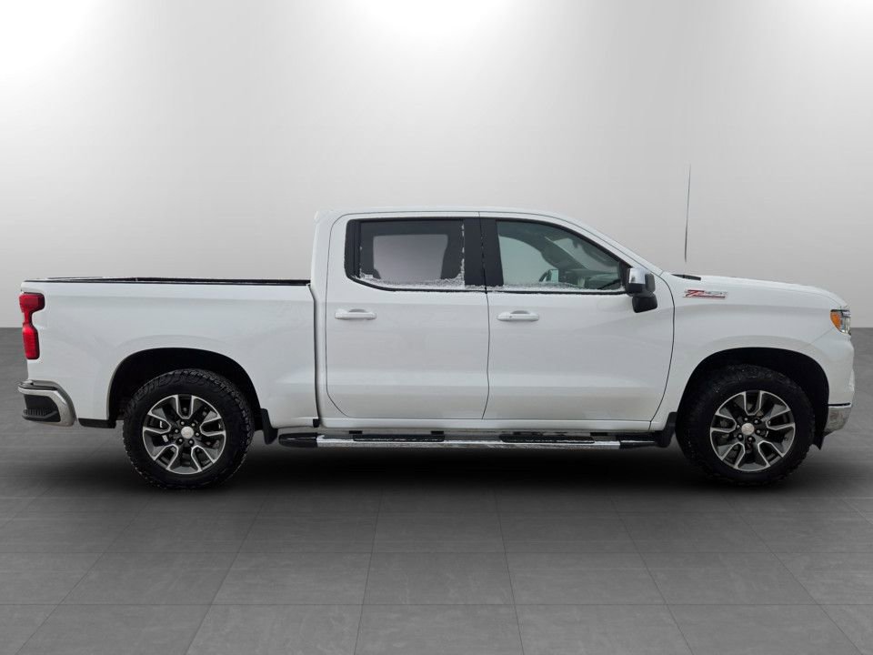 Used 2024 Chevrolet Silverado 1500 LT image 5