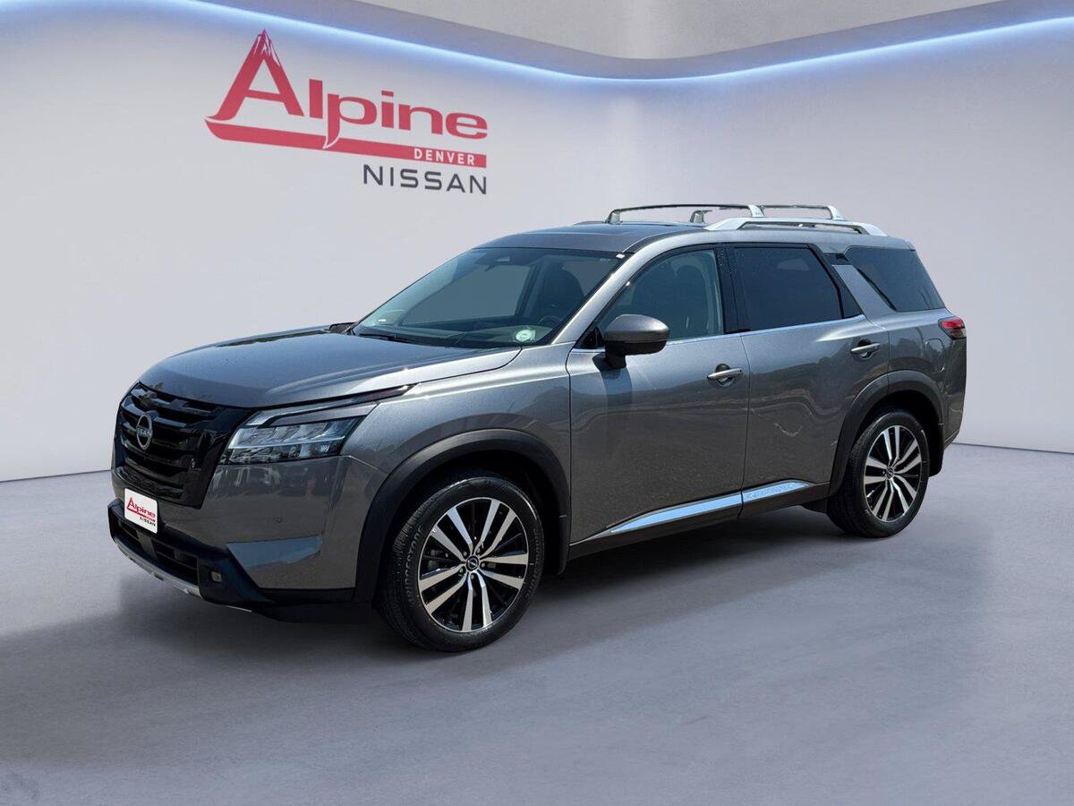 Used 2024 Nissan Pathfinder Platinum AWD/4WD video 1