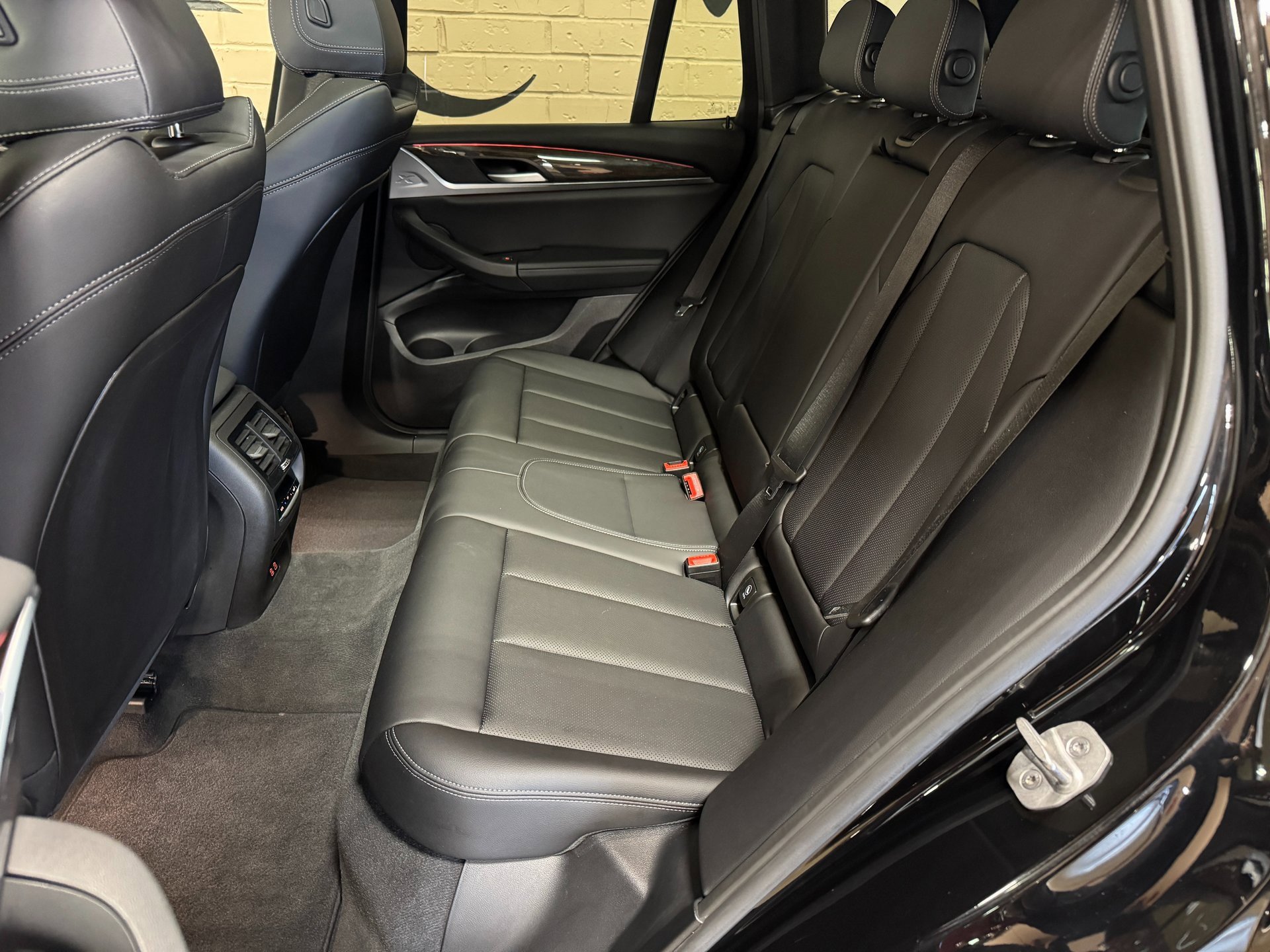 Used 2024 BMW X3 xDrive30i image 12