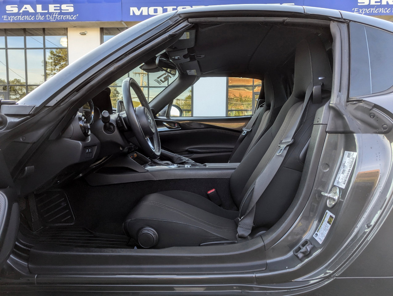 Used 2021 MAZDA MX-5 Miata RF Club image 12