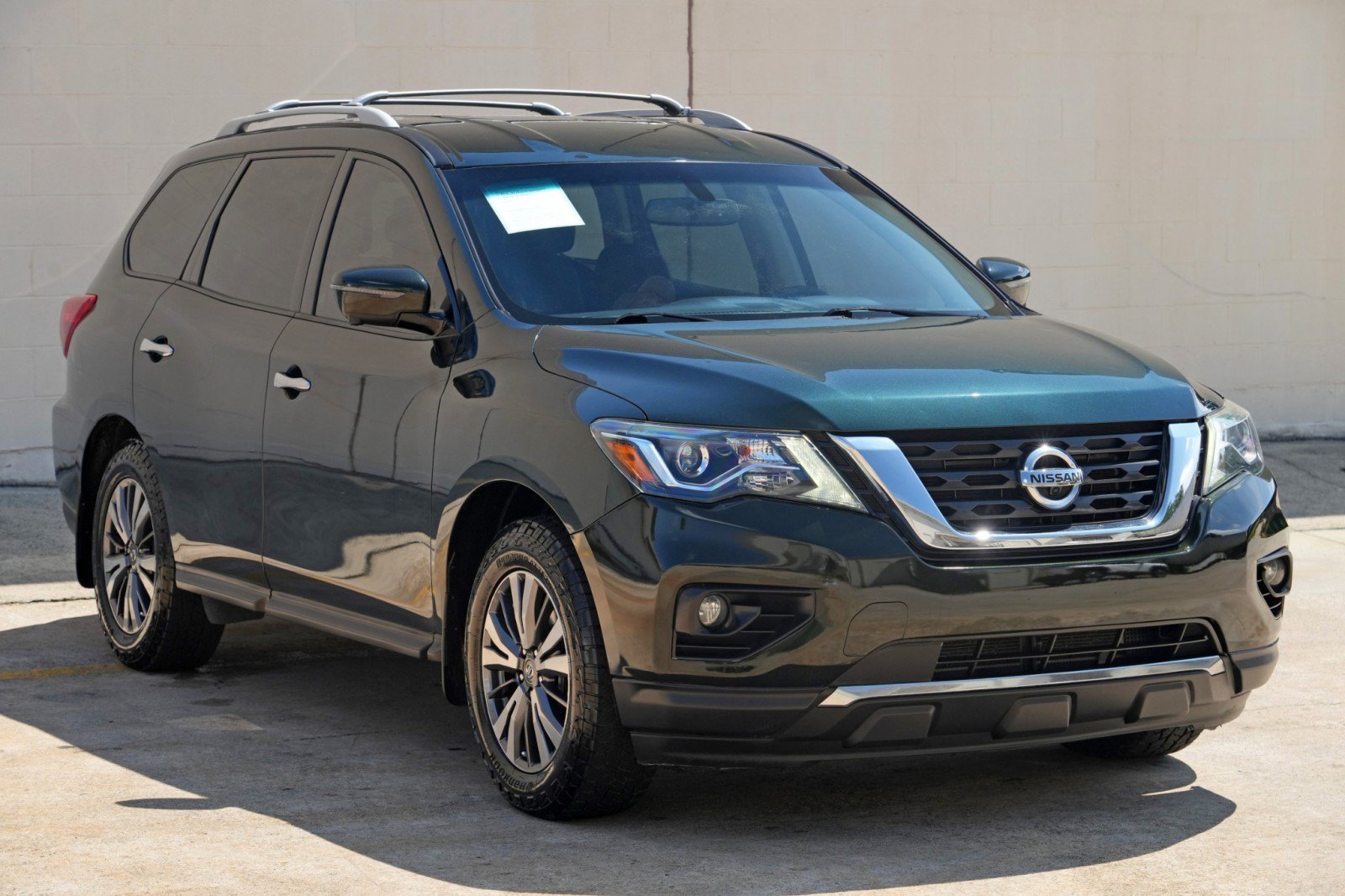 Used 2019 Nissan Pathfinder SL AWD/4WD image 56