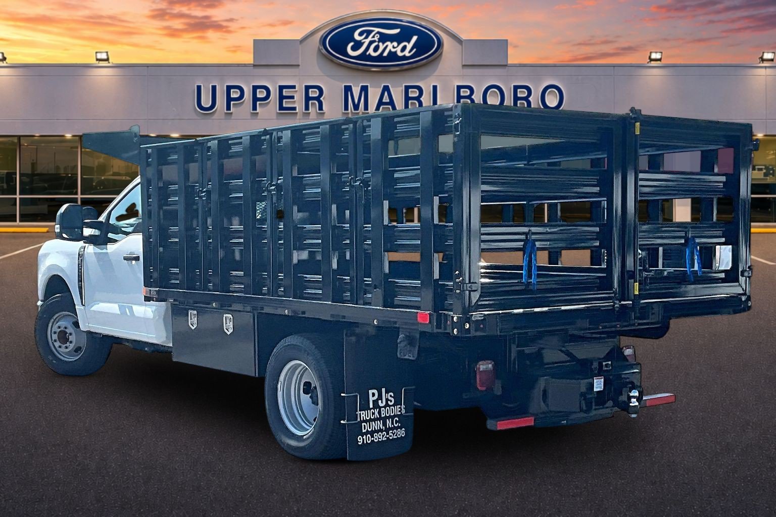 New 2026 Ford F350 XL w/ XL Chrome Package RWD image 3