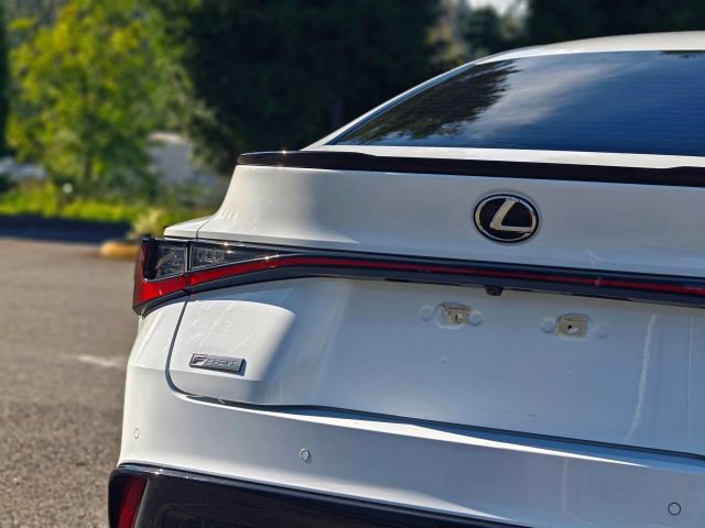 Used 2021 Lexus IS 350 F Sport w/ Navigation Package RWD image 11