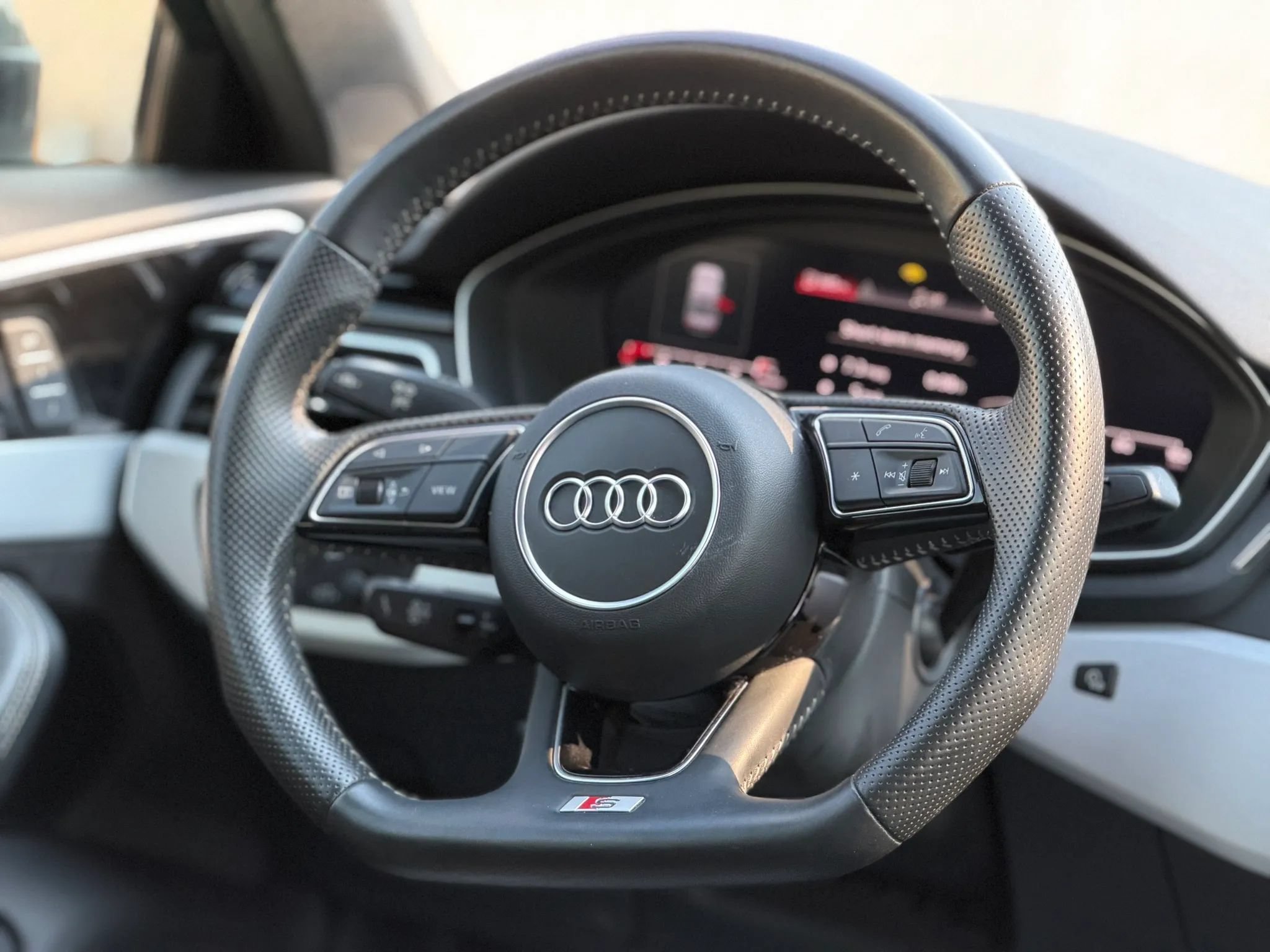 Used 2020 Audi A4 2.0T Prestige w/ Prestige Package AWD/4WD image 15