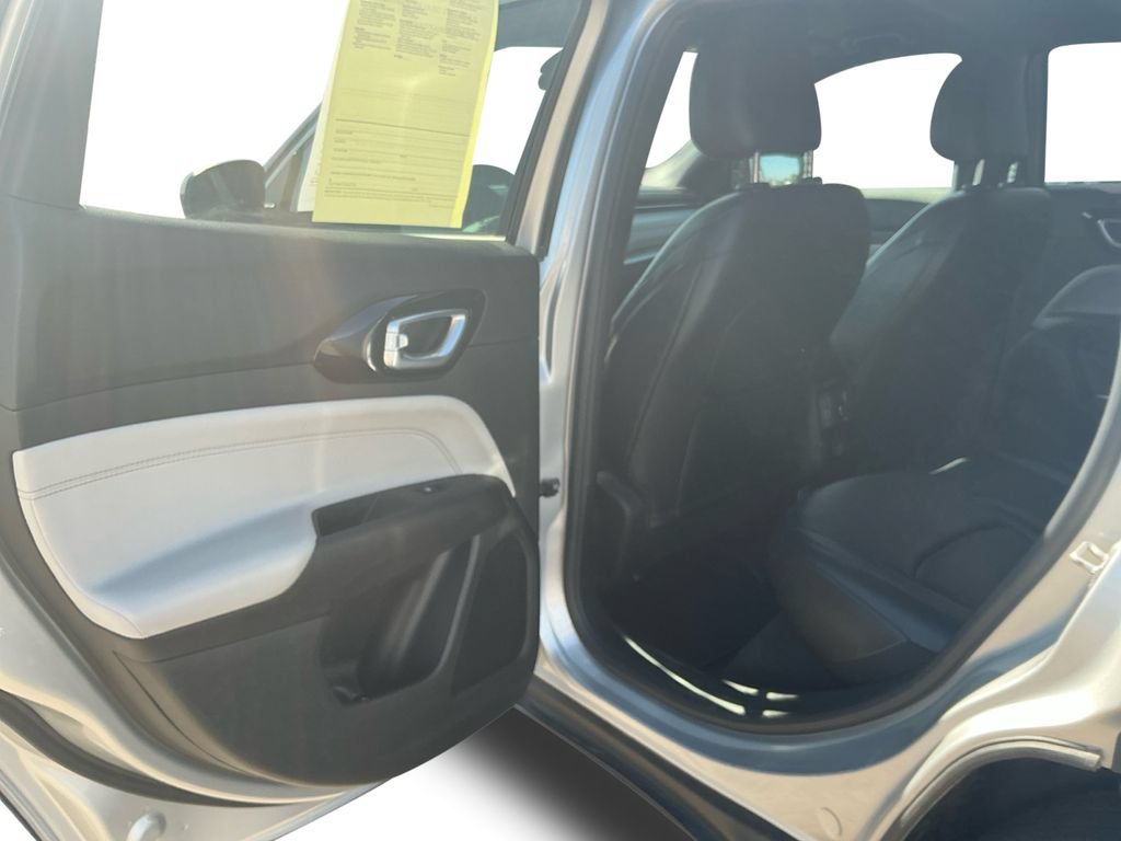 Used 2025 Jeep Compass Limited AWD/4WD image 23