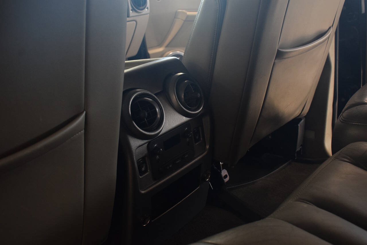 Used 2003 HUMMER H2 w/ Preferred Equipment Group AWD/4WD image 50
